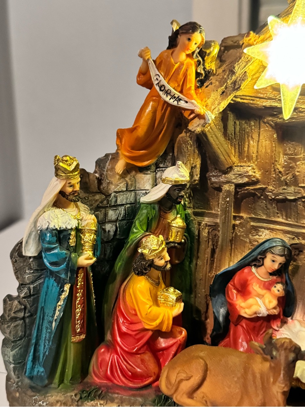 Nativity with LED light - Picture 4 of 6